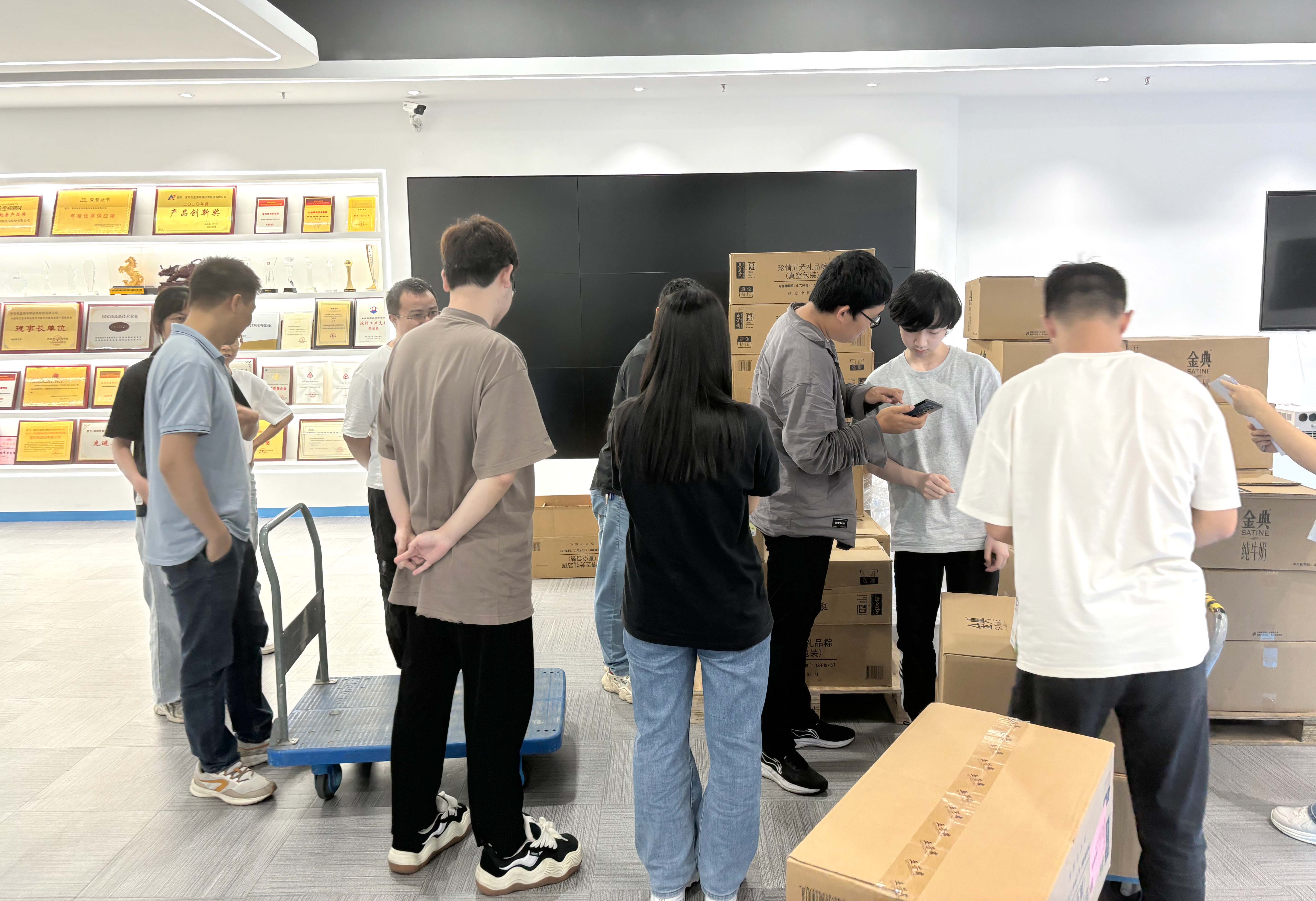 粽香迎端午 关怀暖人心｜乐竞体育为全体家人们发放端午节福利啦！