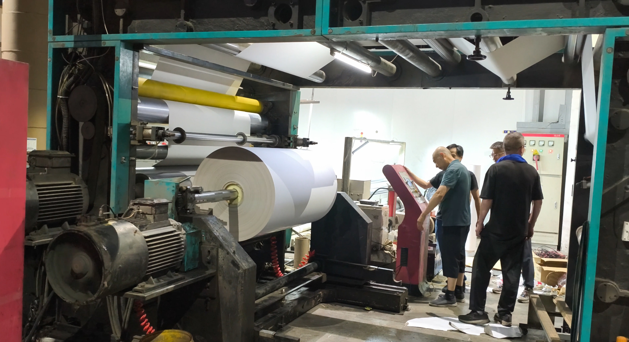 十二年“硬核”表现：稳得住，扛得住！乐竞体育变频器助力印刷厂稳产增效！